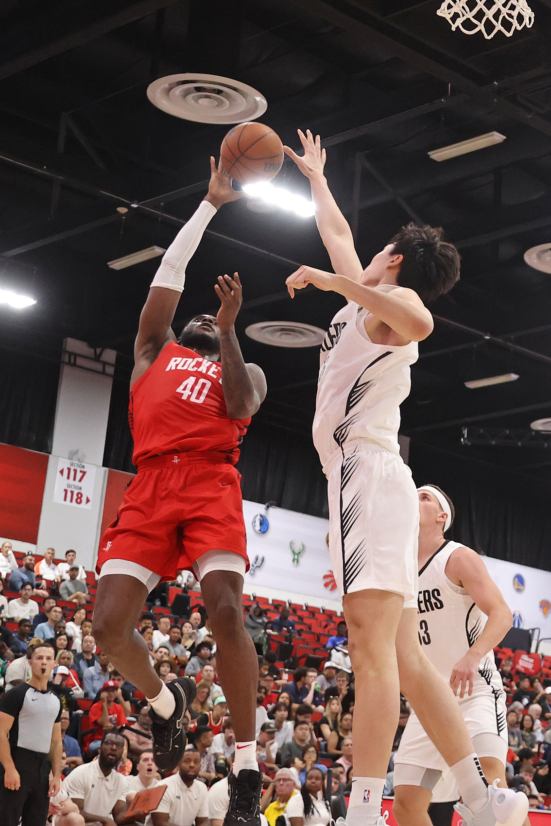 今晚体能课后；波特兰开拓者回应争议备战CBA常规赛；引发热议；赛程密集仍需轮换的简单介绍